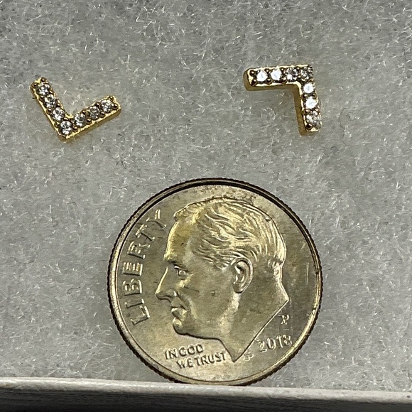 Sterling Silver V shaped stud earrings with clear stones gold tone - Picture 4 of 6